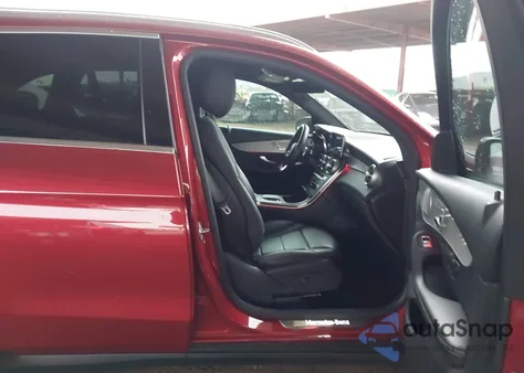 2020 Mercedes-Benz Glc 300 z USA, uszkodzony, nr VIN WDC0G8DB0LF726295